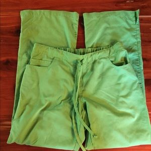 Grey’s anatomy scrubs size med